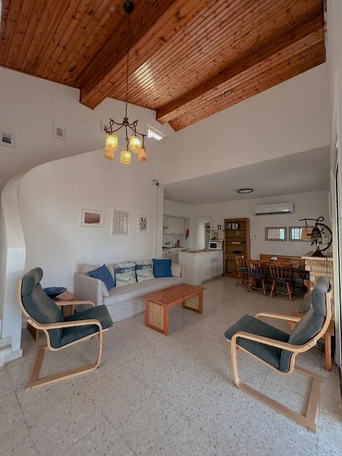 Leo Boutique Beachfront Ayia Napa 0*,  Cyprus